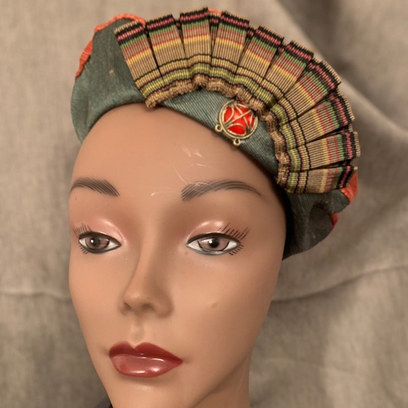 Reversible Hat and Matching Reversible mask. - Picture 3 of 6